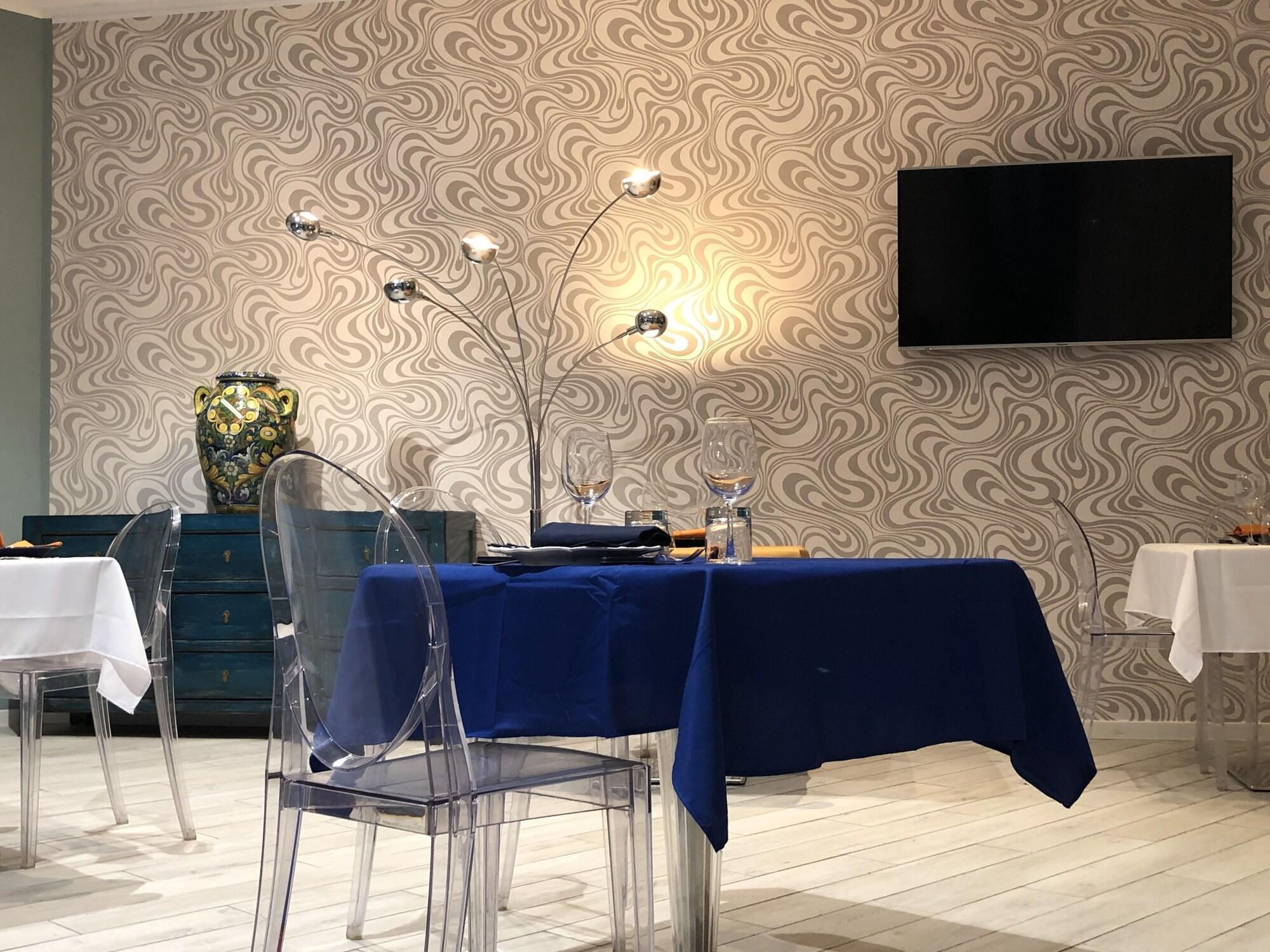 Bar/Salón Blue Shades Aparthotel