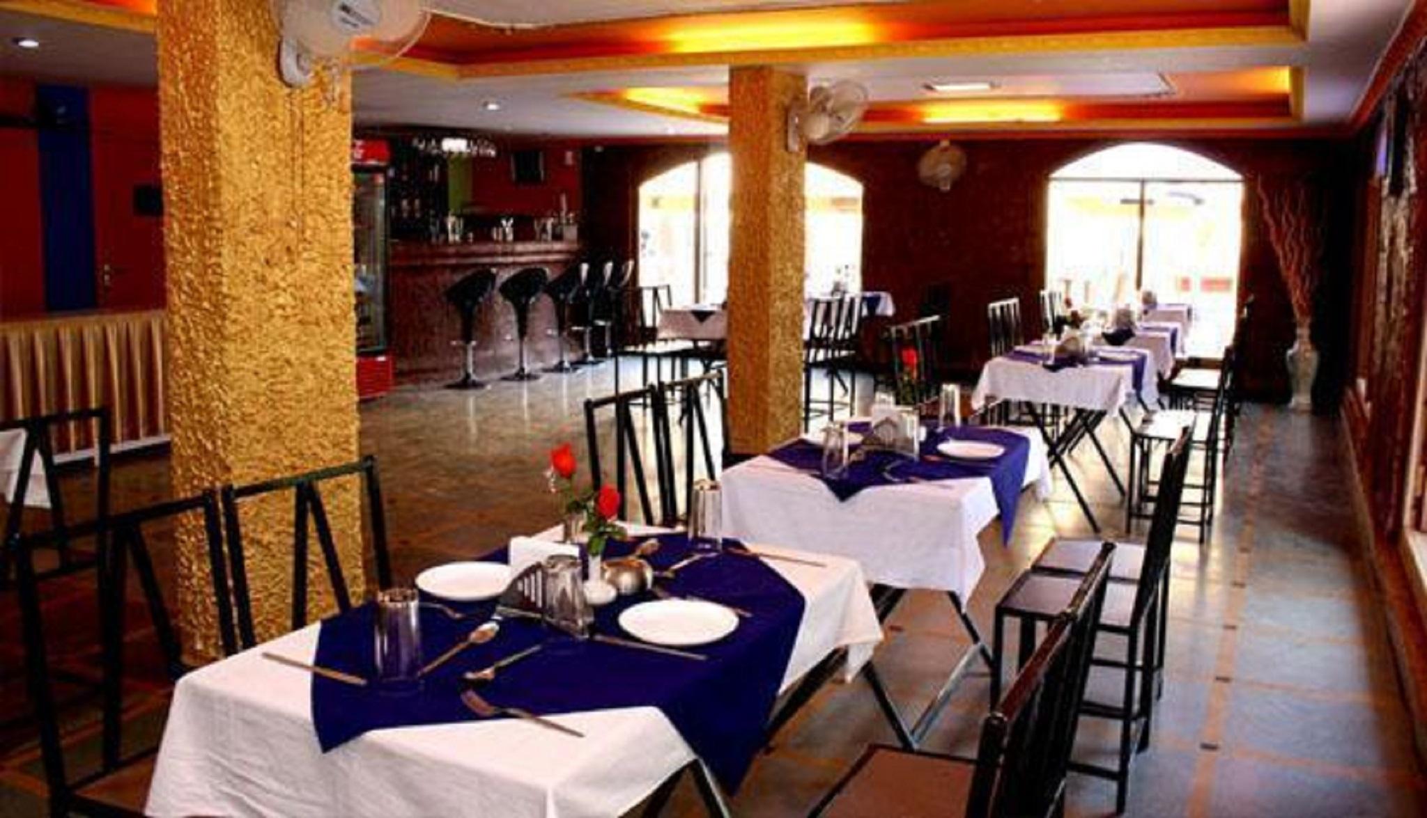 Restaurant Krish Holiday Inn