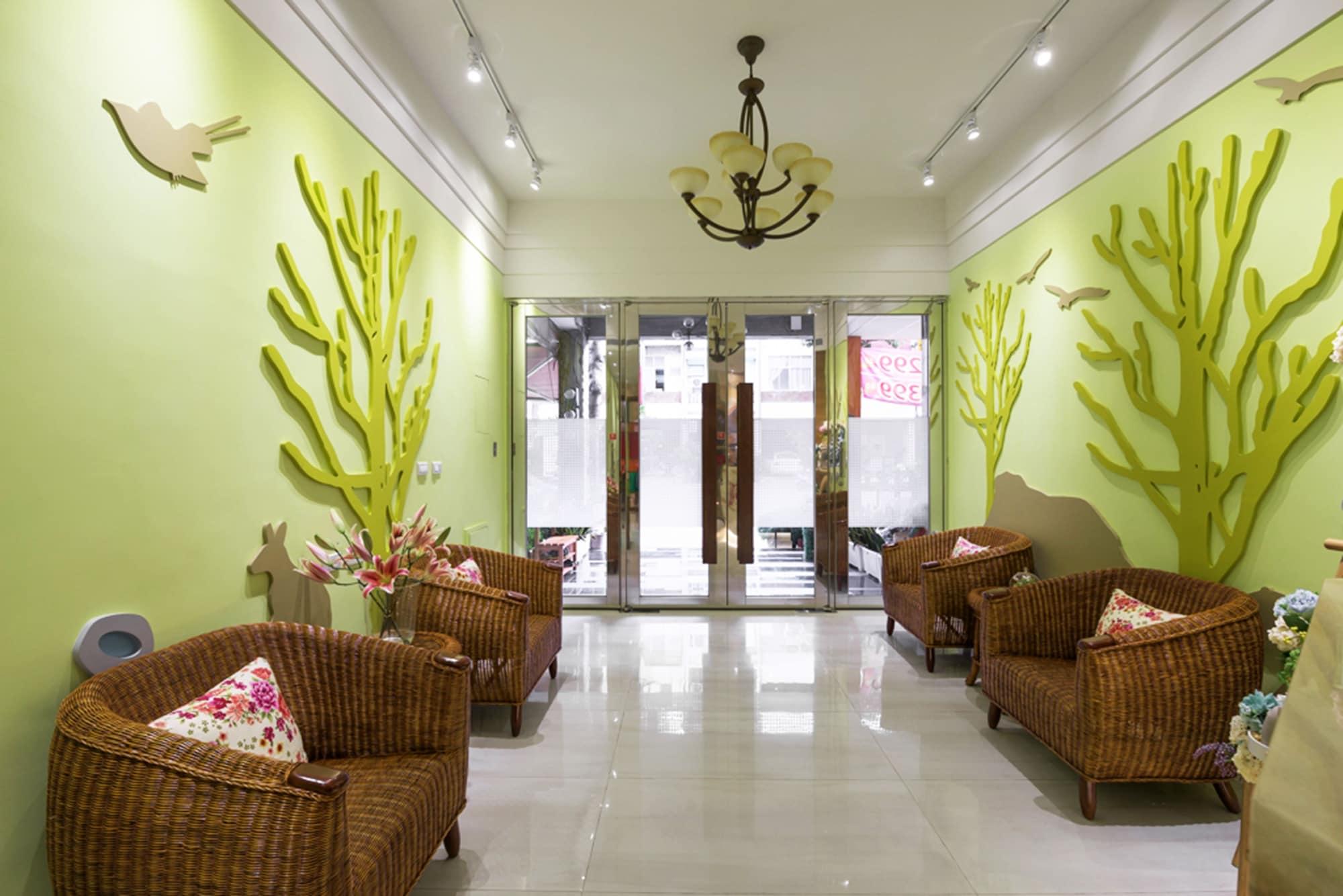 Vista Lobby Luna's House