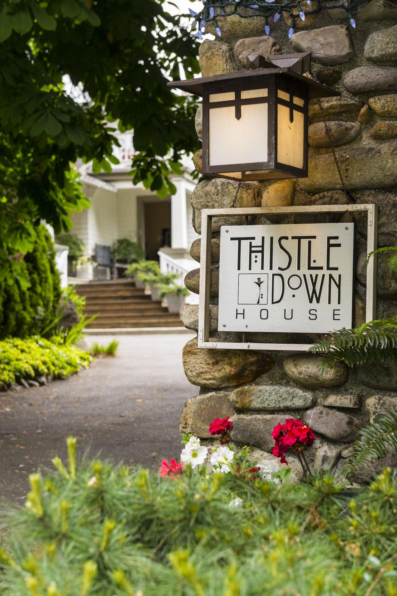 Vista Exterior ThistleDown House