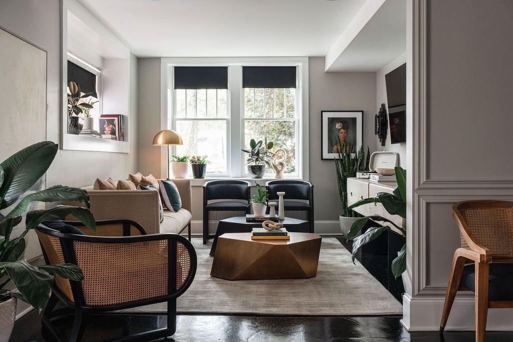 Vista Lobby The Rushmore