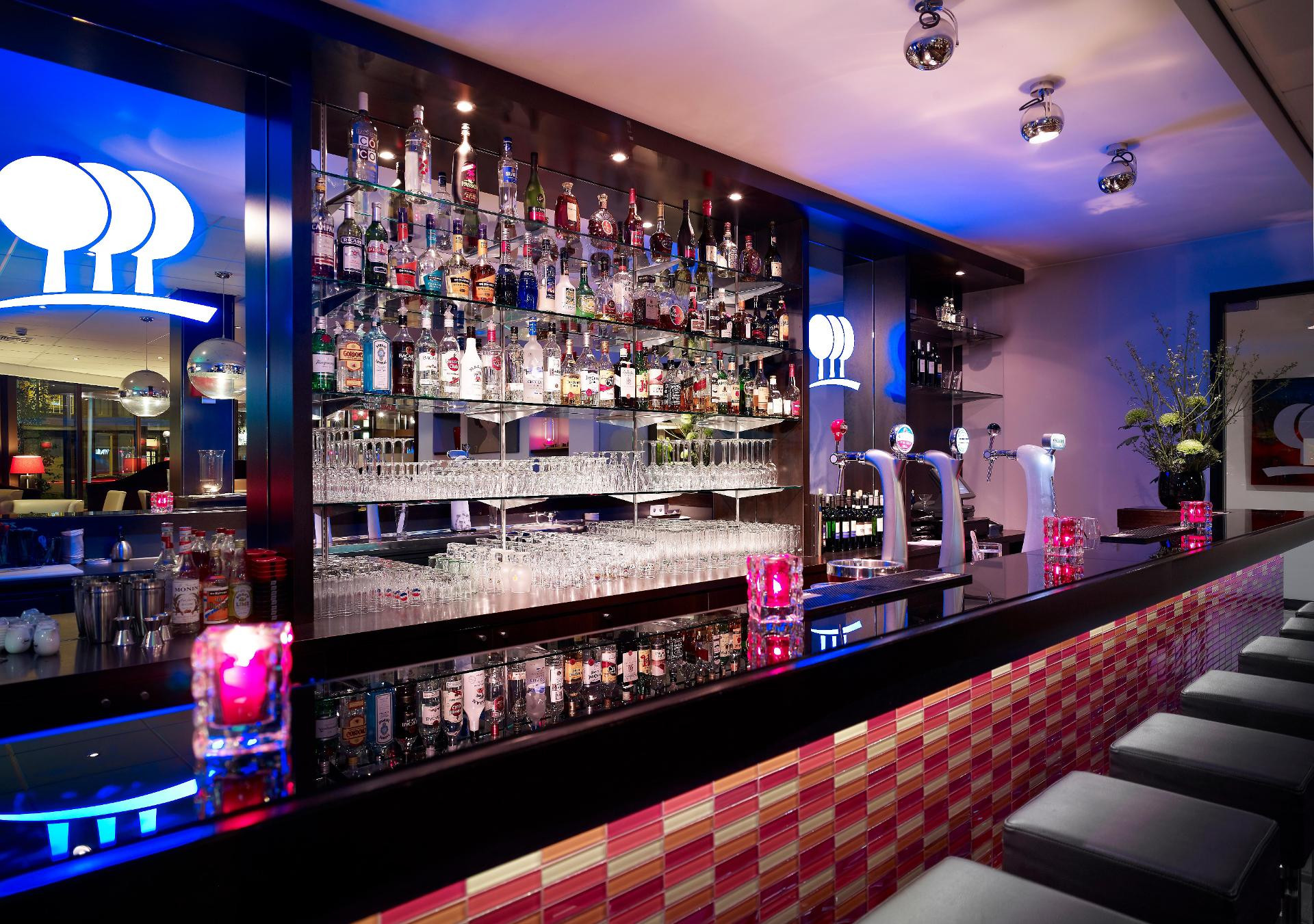 Vista Exterior Park Plaza Eindhoven