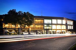 Alojamiento - Rivermount Hotel and Resort