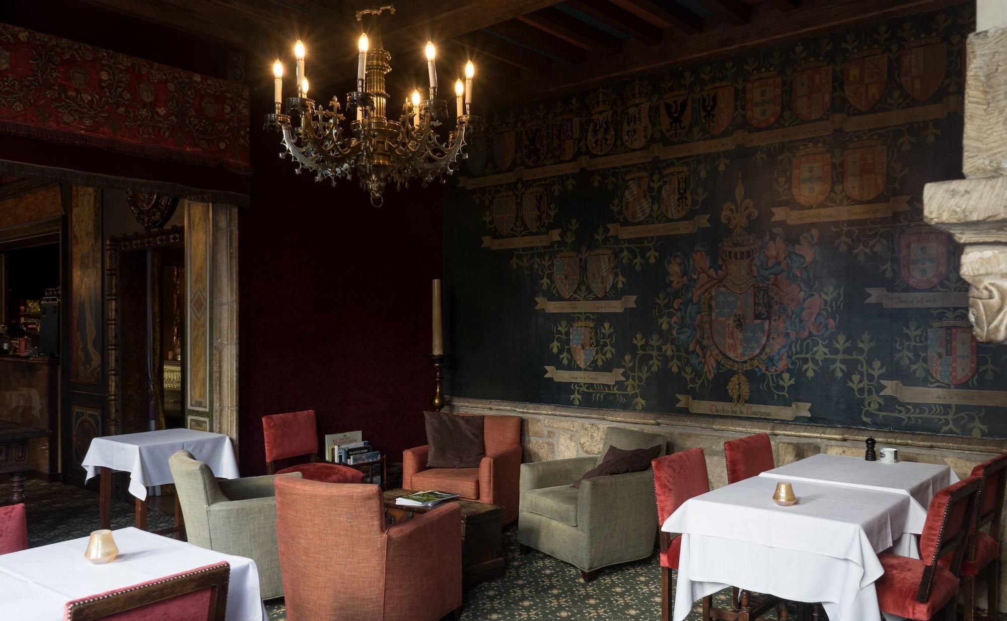 Bar/Salón Duc de Bourgogne