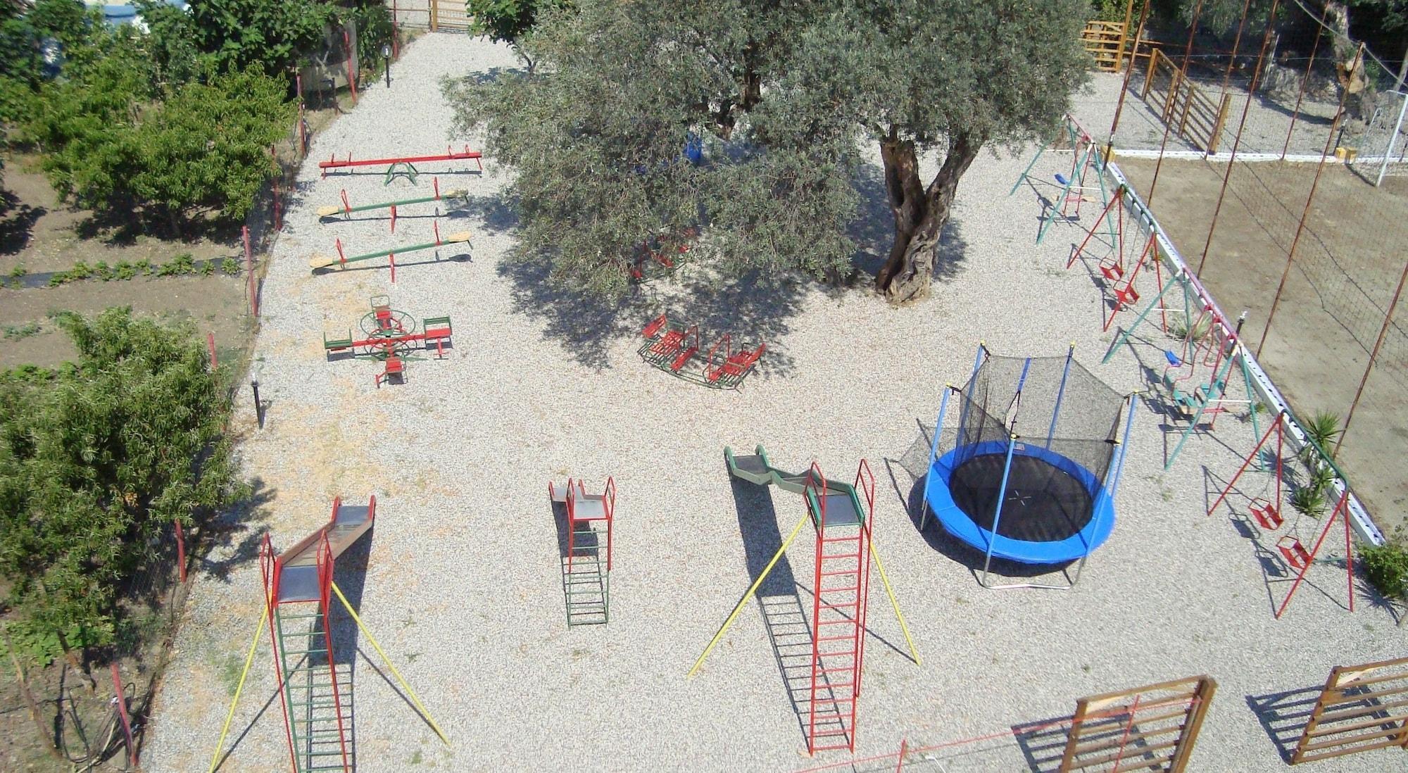 Instalaciones Recreativas La Pietra Bianca