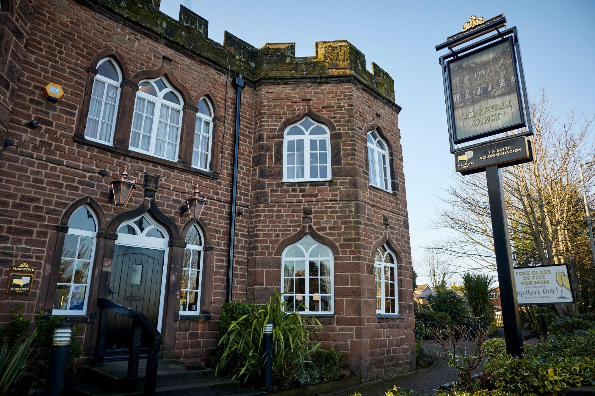 Vista Exterior Childwall Abbey, by Marstons Inns