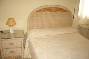 Alquiler Vacacional - Bonita Casa Para Vacaciones con Amplio Jardín en la Costa Dorada