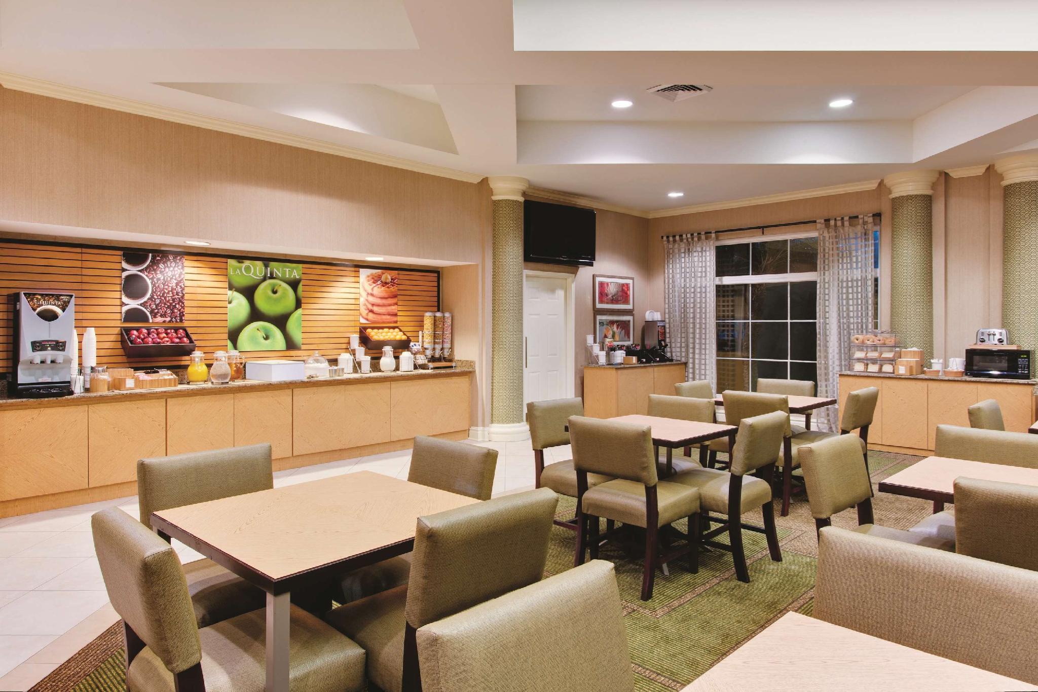 Restaurant La Quinta Inn & Suites by Wyndham Lakeland West