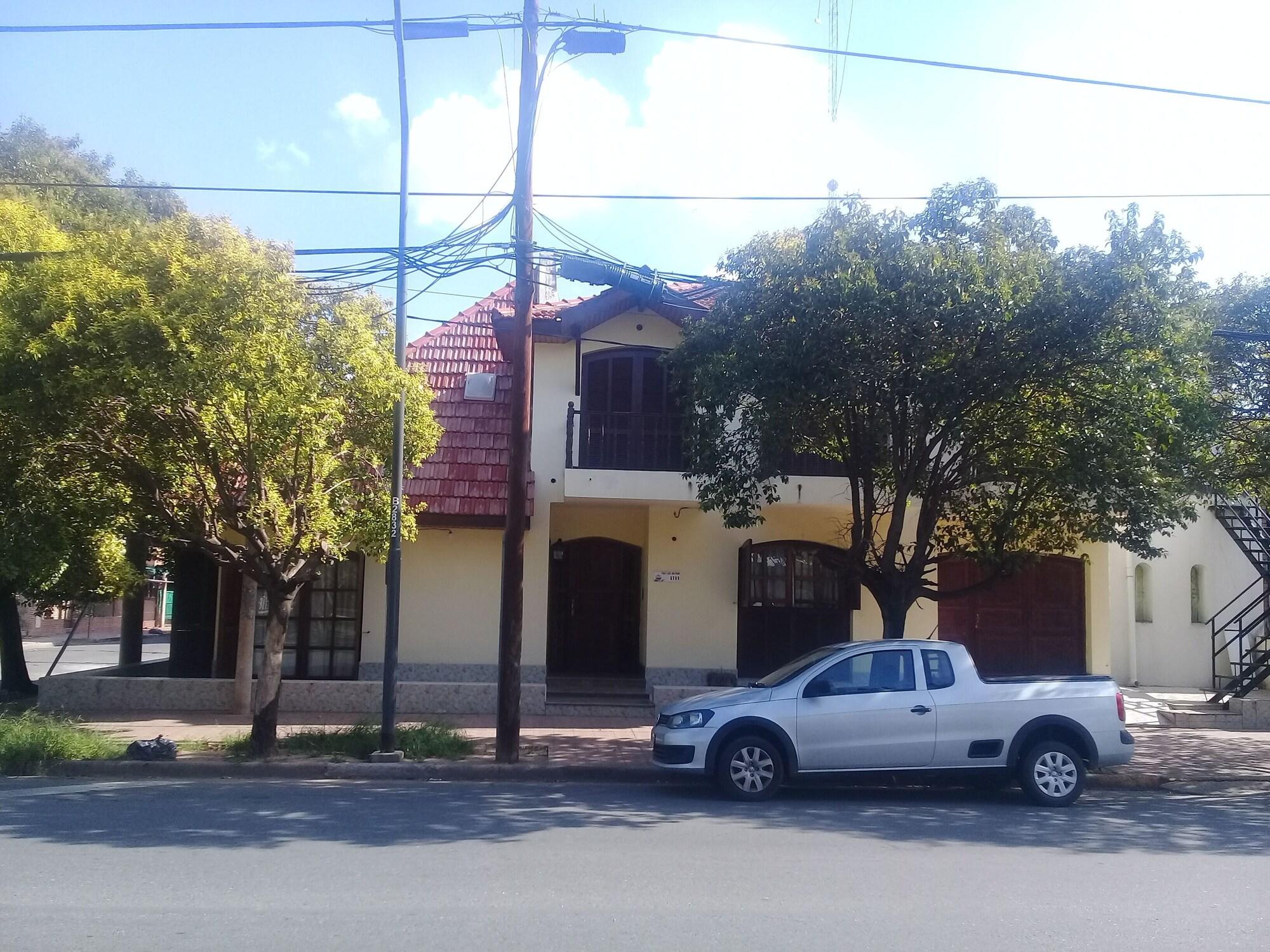 Vista Exterior Casona Poeta Airport