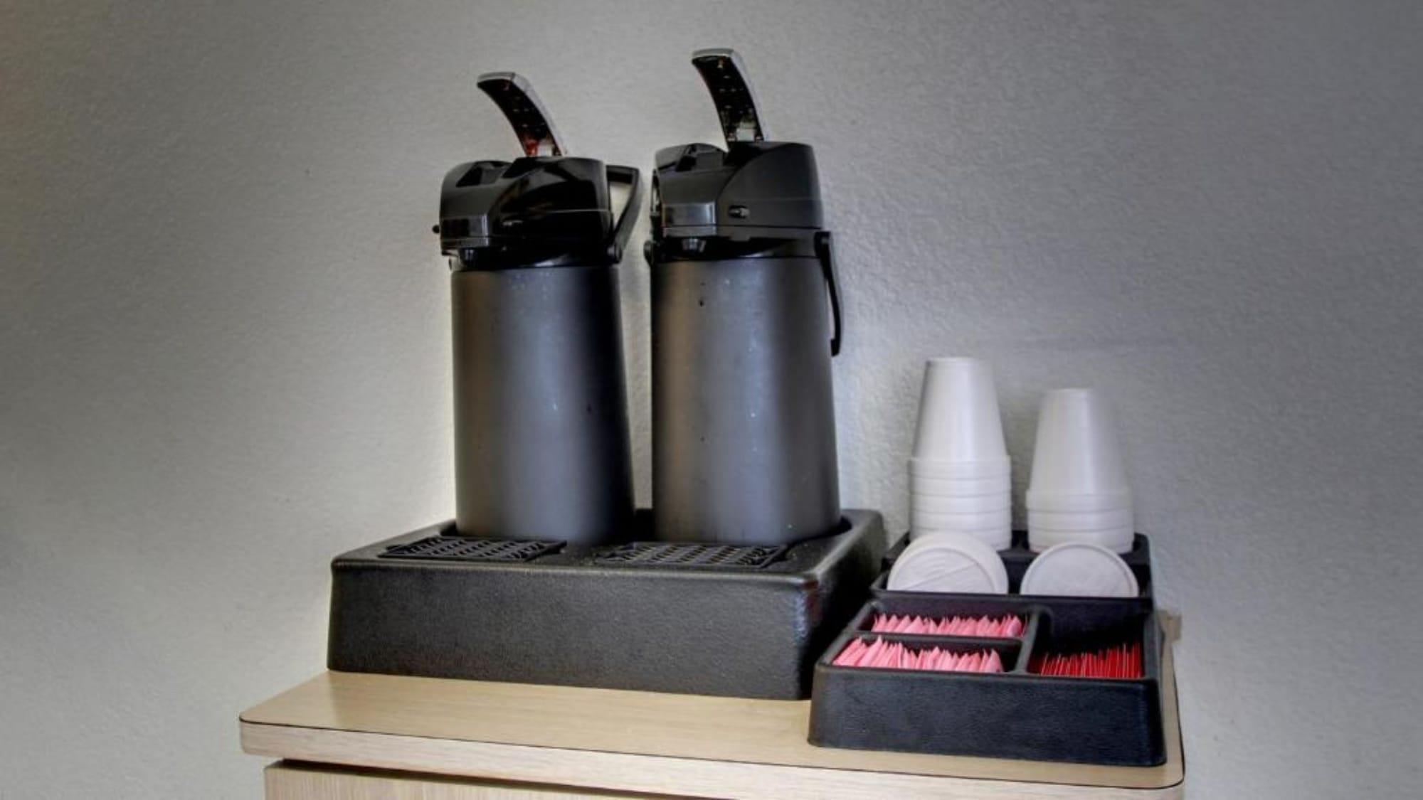 Restaurant Xpress Inn & Extended Stays by OYO Marshall