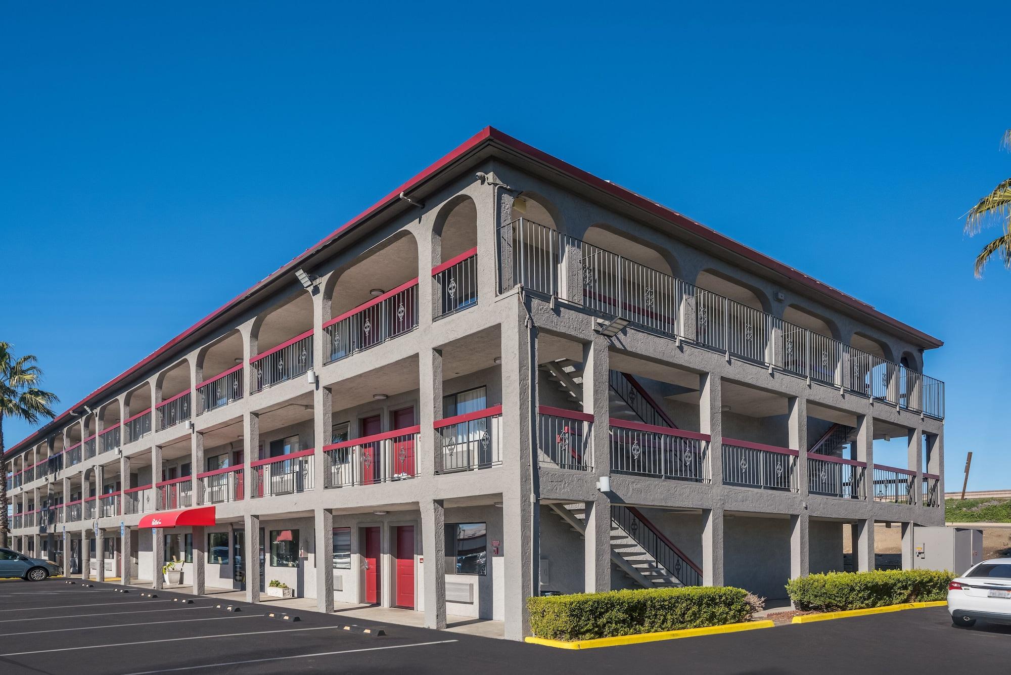 Vista Exterior Red Roof Inn Stockton