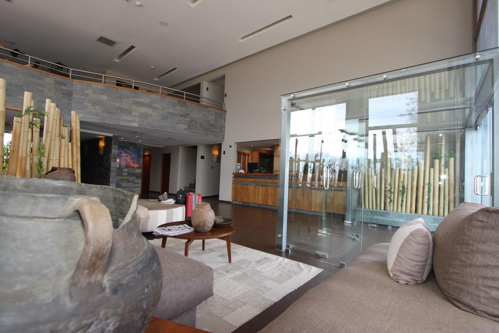 Vista Lobby Inca Hoteles