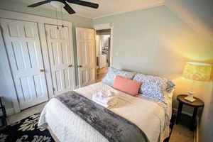 Alquiler Vacacional - Cottage on Cove - Private Apartment near Lake Erie & Downtown