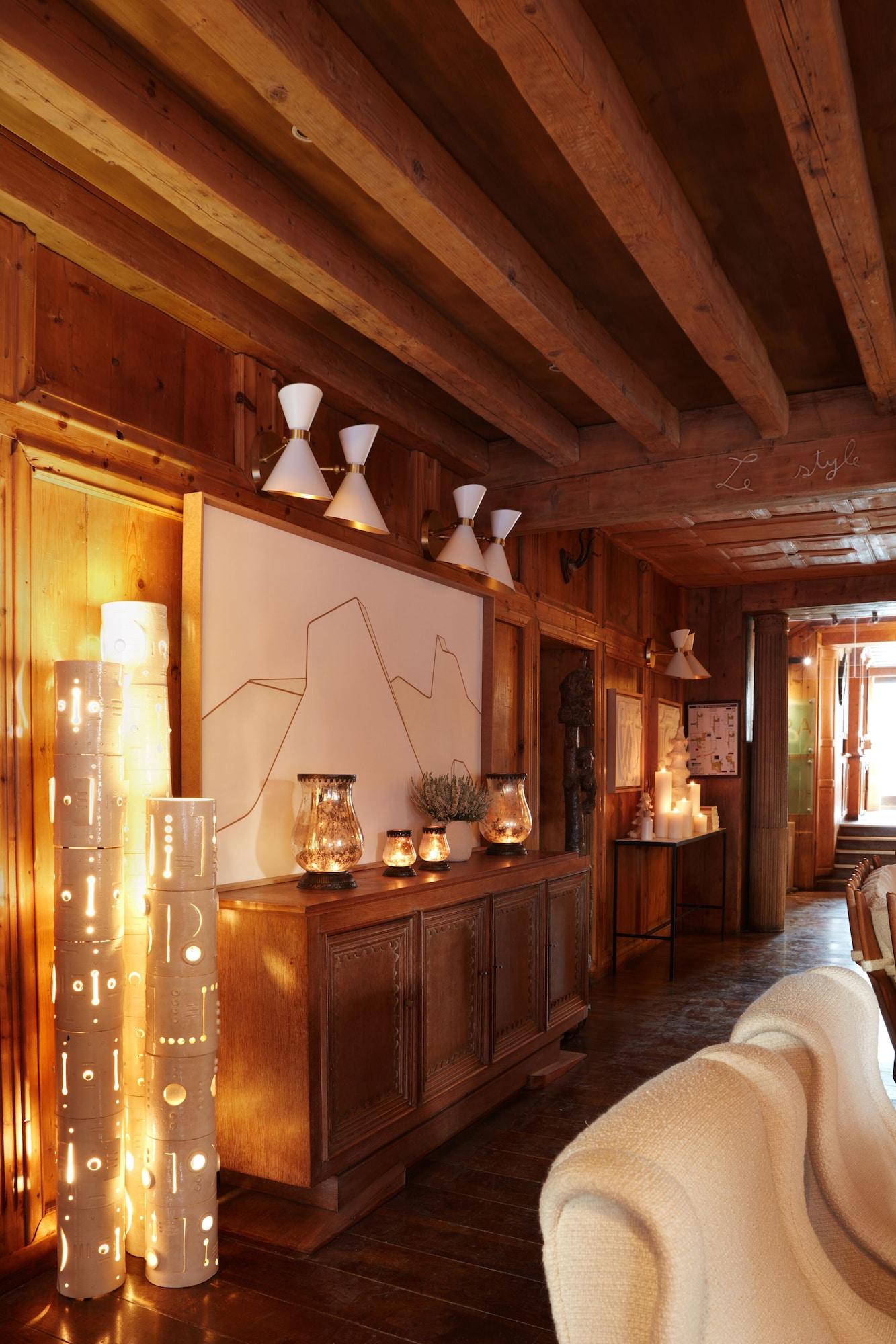 Vista Lobby Hotel Mont Blanc