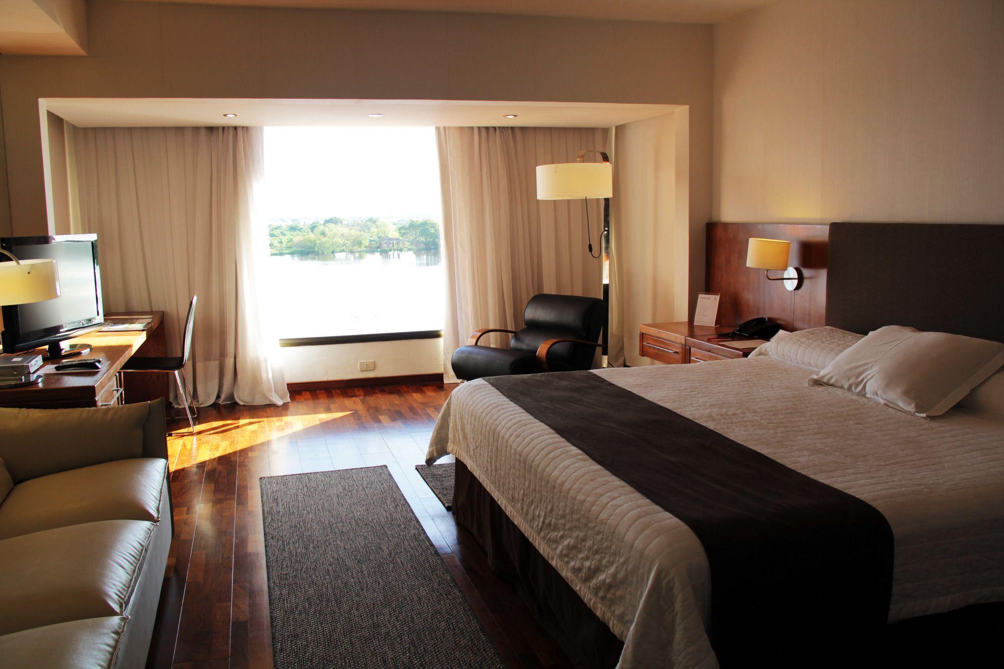 Habitación Resort Yacht Y Golf Club Paraguayo