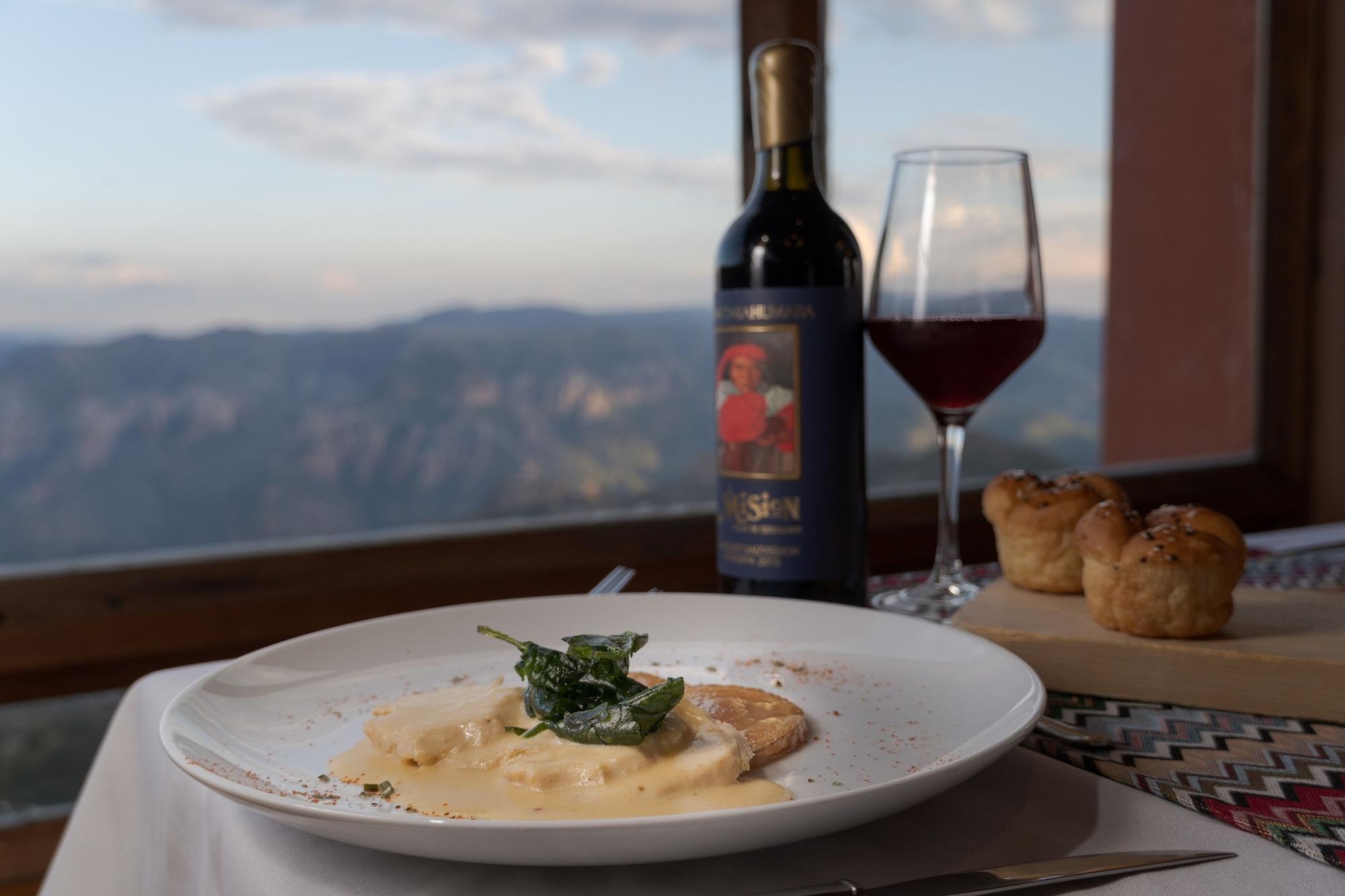 Restaurant Hotel Mirador Essential by Balderrama Hotel Collection