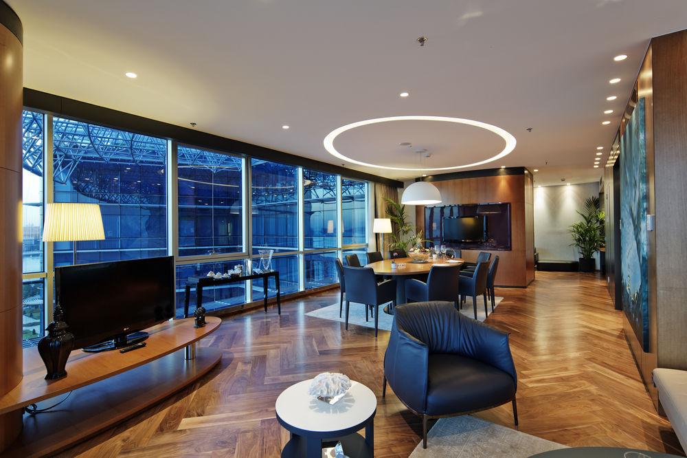 Comodidades do quarto Doubletree by Hilton Istanbul Moda