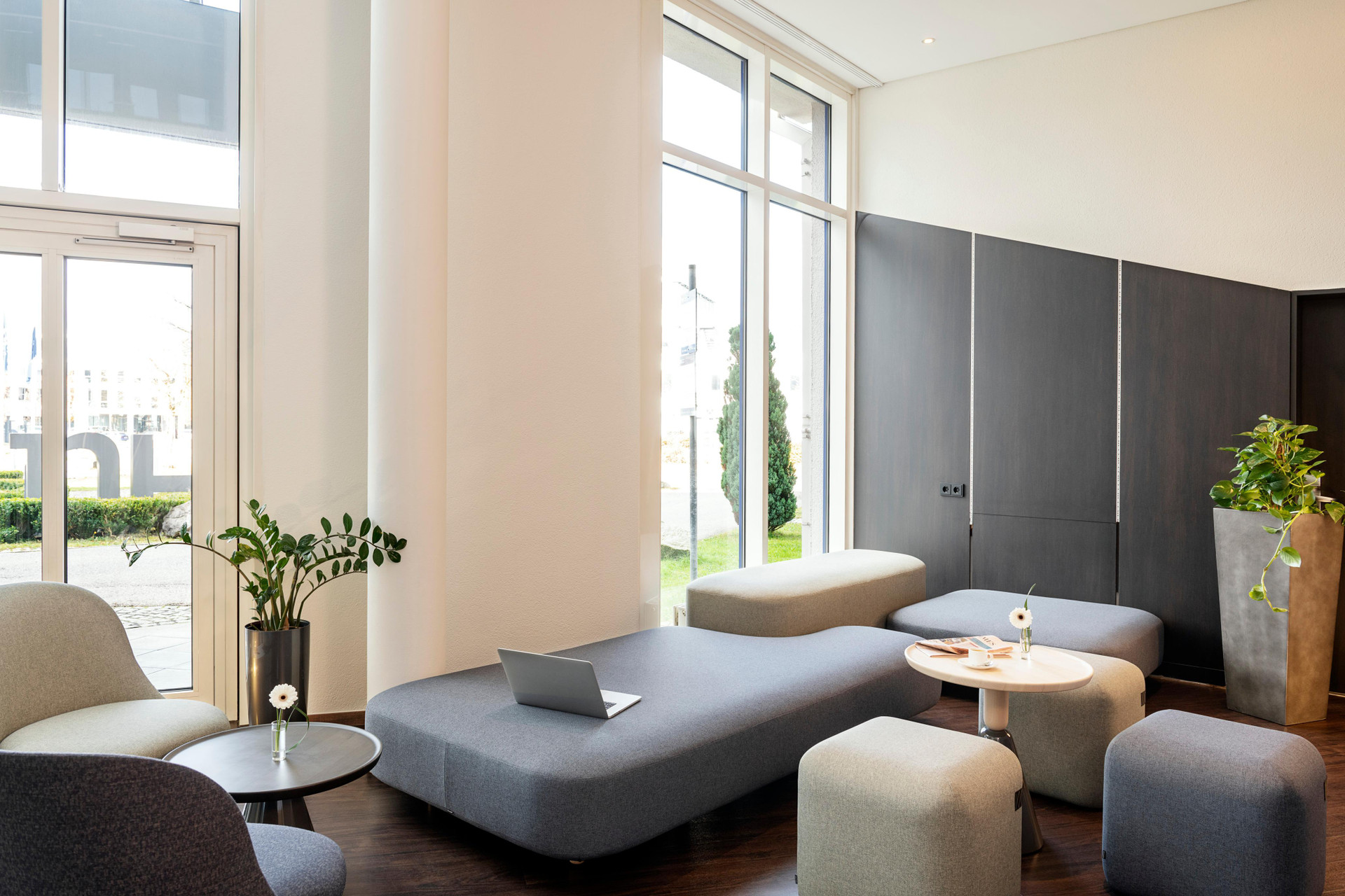 Vista Lobby NH München Airport