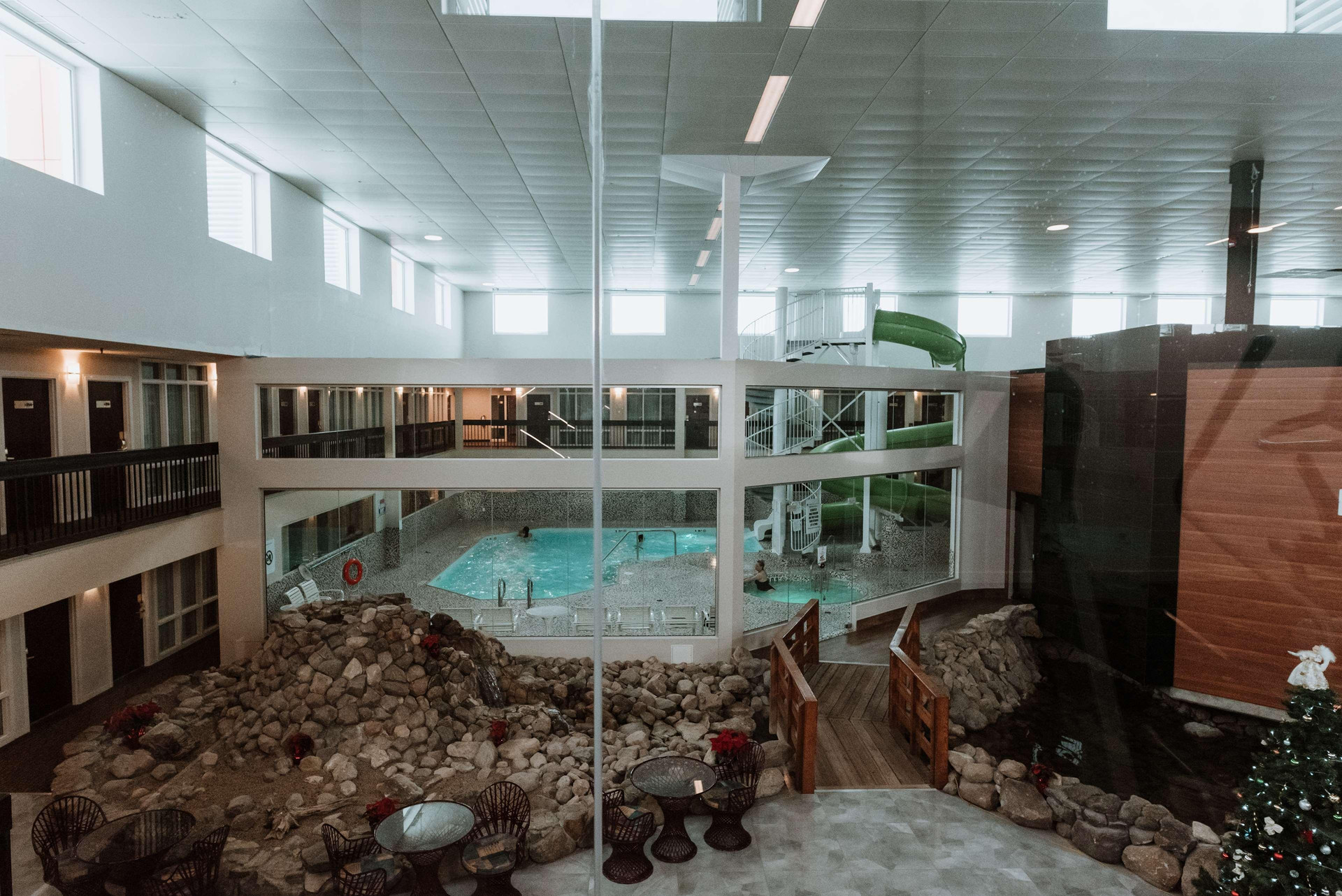 Vista Lobby Coast Nisku Inn & Conference Centre