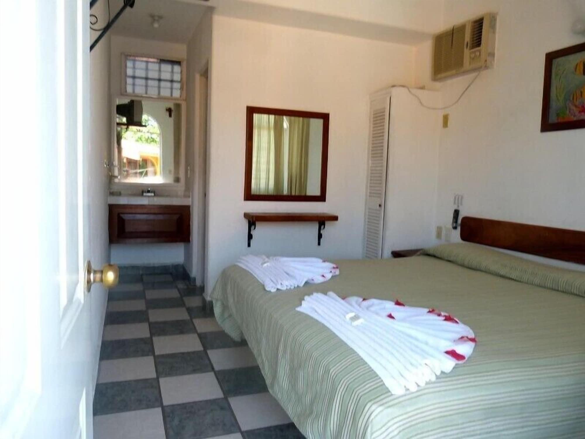 Equipamiento de Habitación Hotel Jaroje Centro