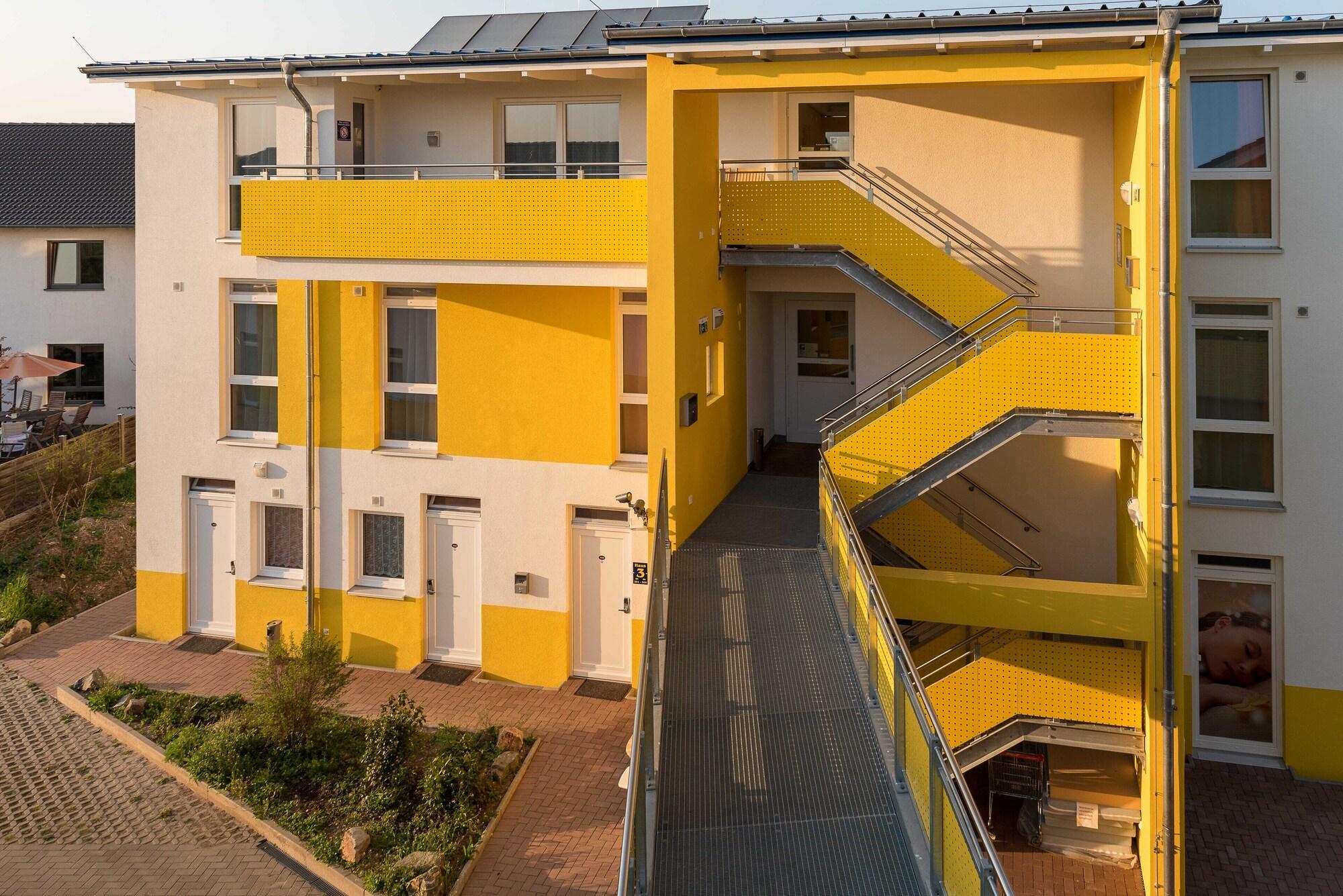 Vista Exterior i-Motel