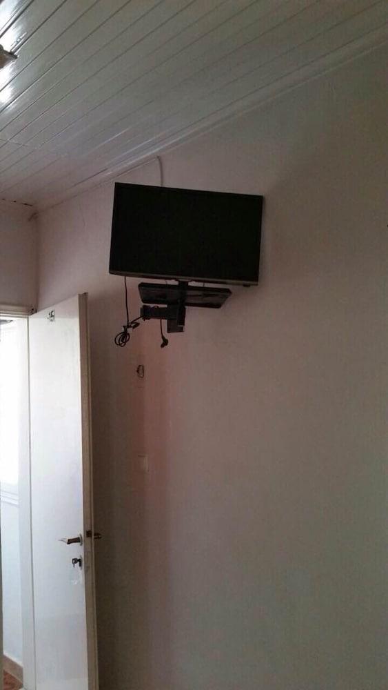 Set de Habitación Avra Rooms