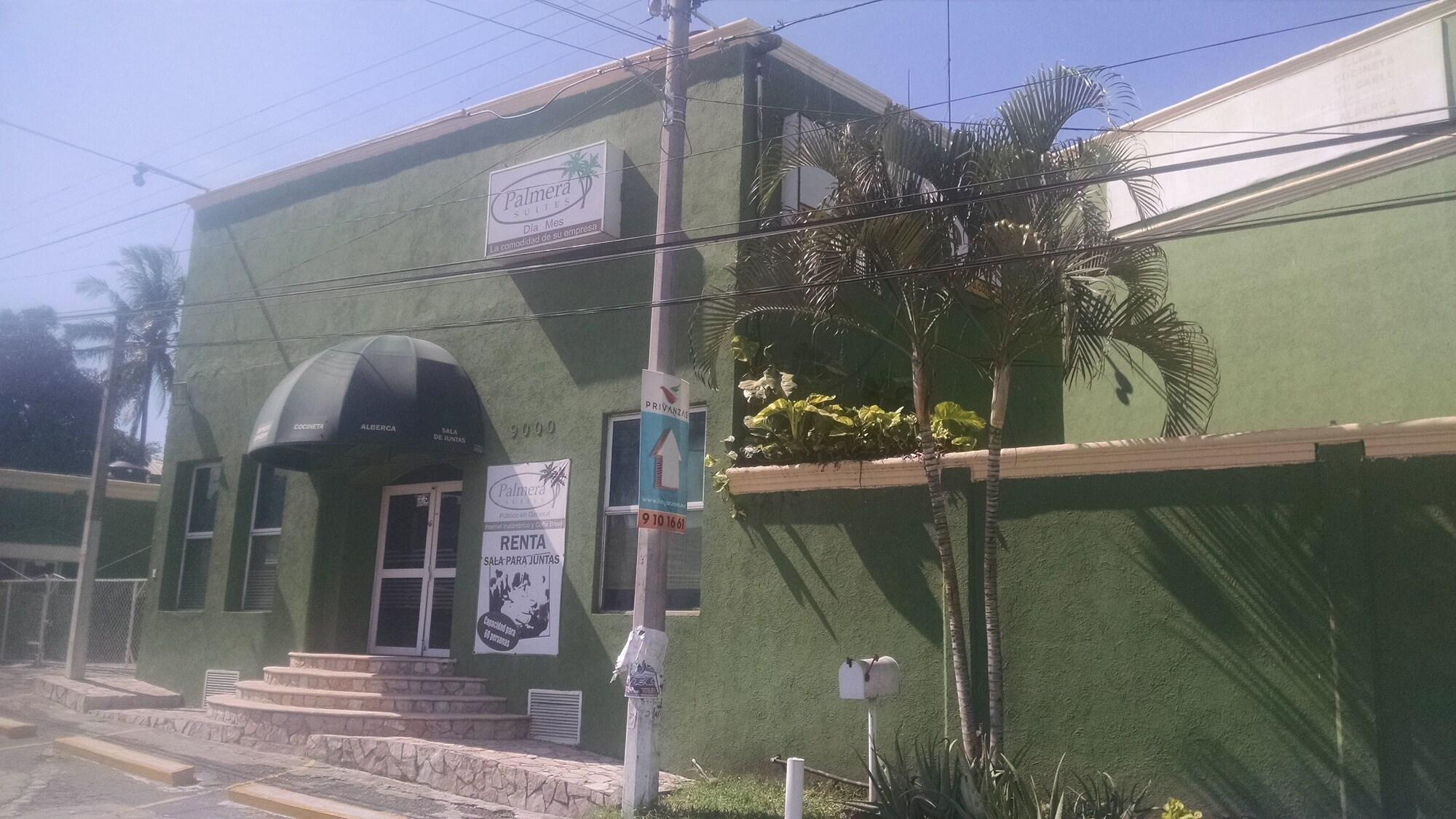 Vista Exterior Palmera Suites