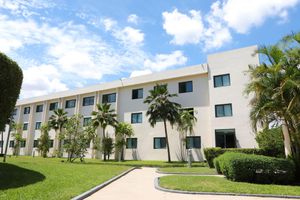 Alojamiento - Fiesta Royale Hotel