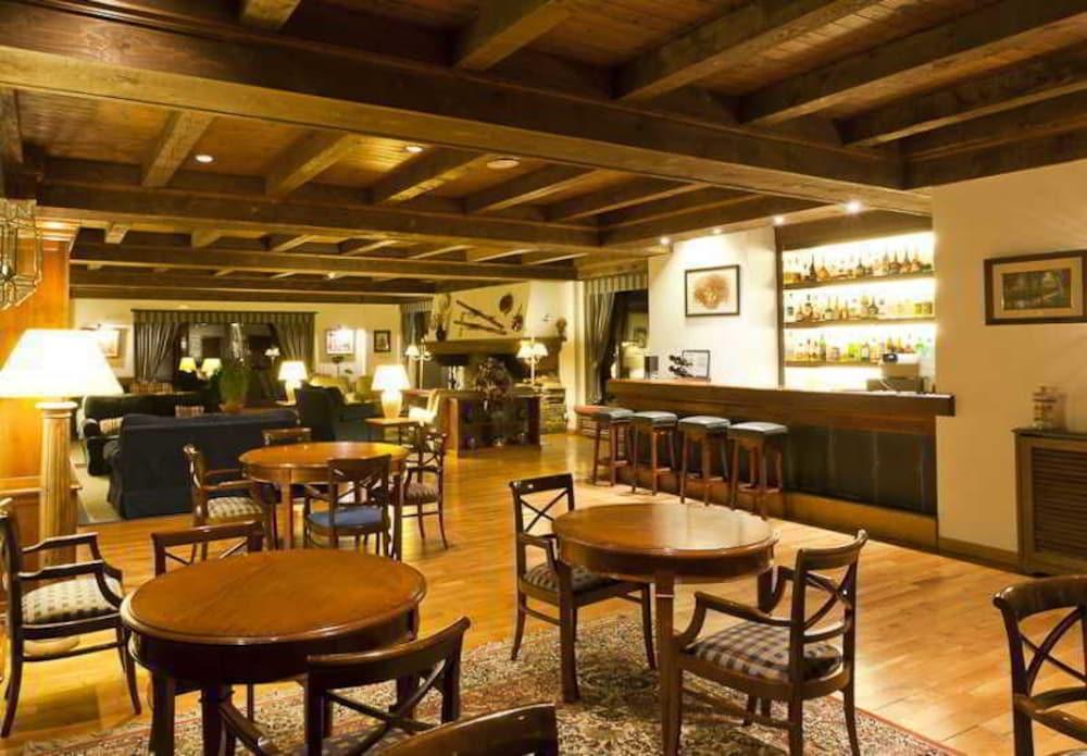 Bar/Salón Meliá de Tredós