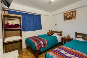 Alojamiento - Tucan Hostel