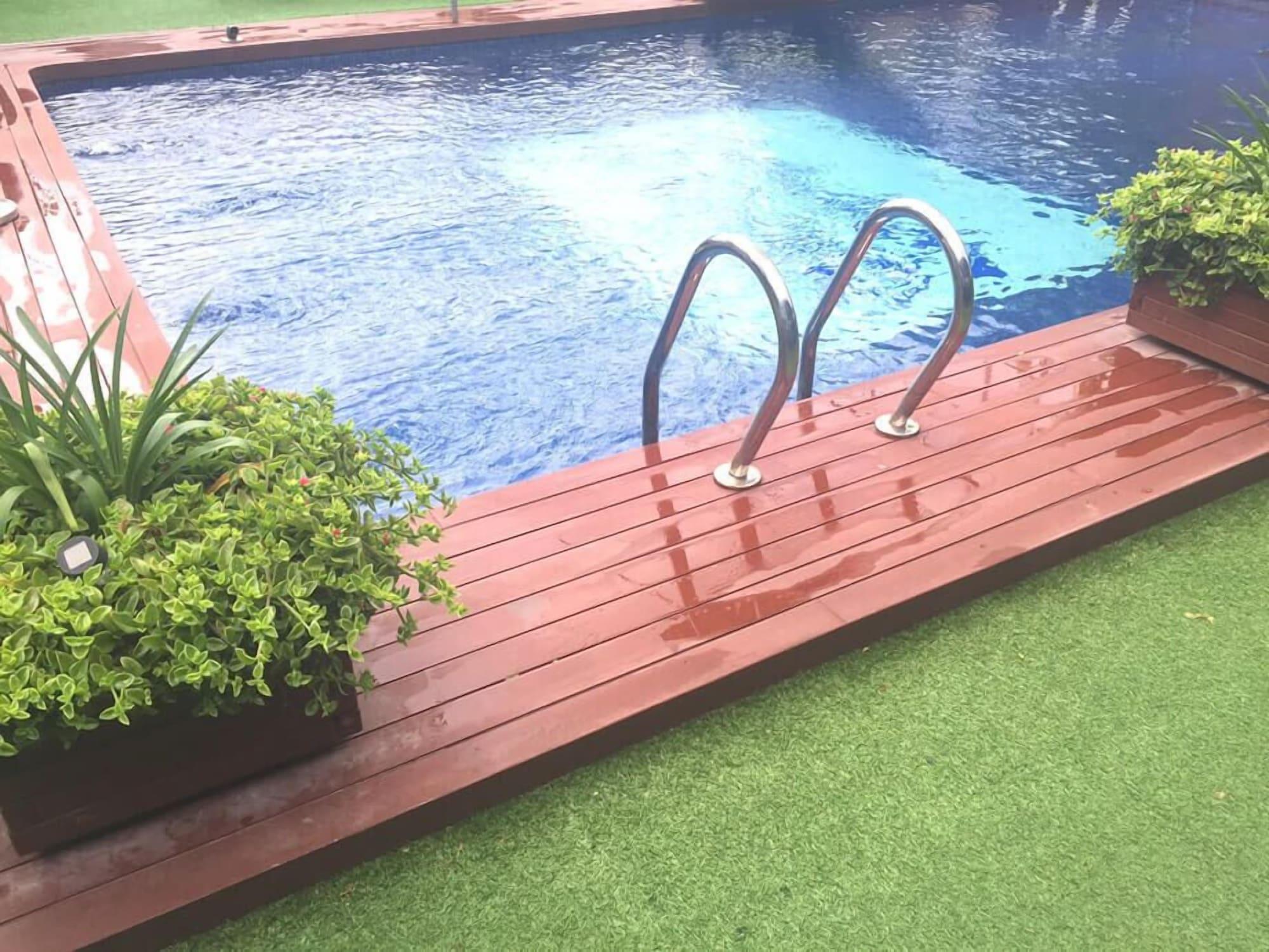 Vista Piscina Cuatro Hermanas