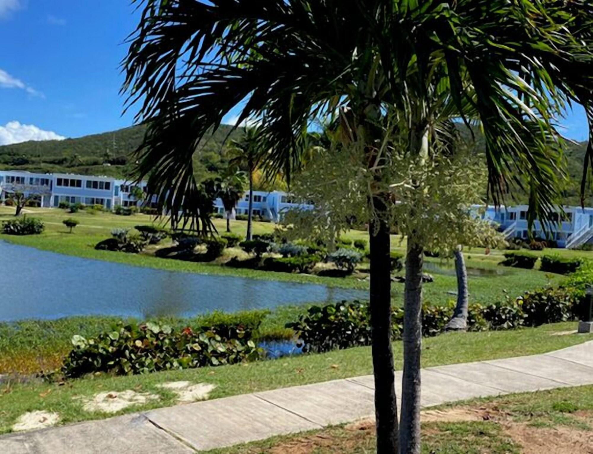 Vista Exterior Sapphire Sanctuary by the Sea