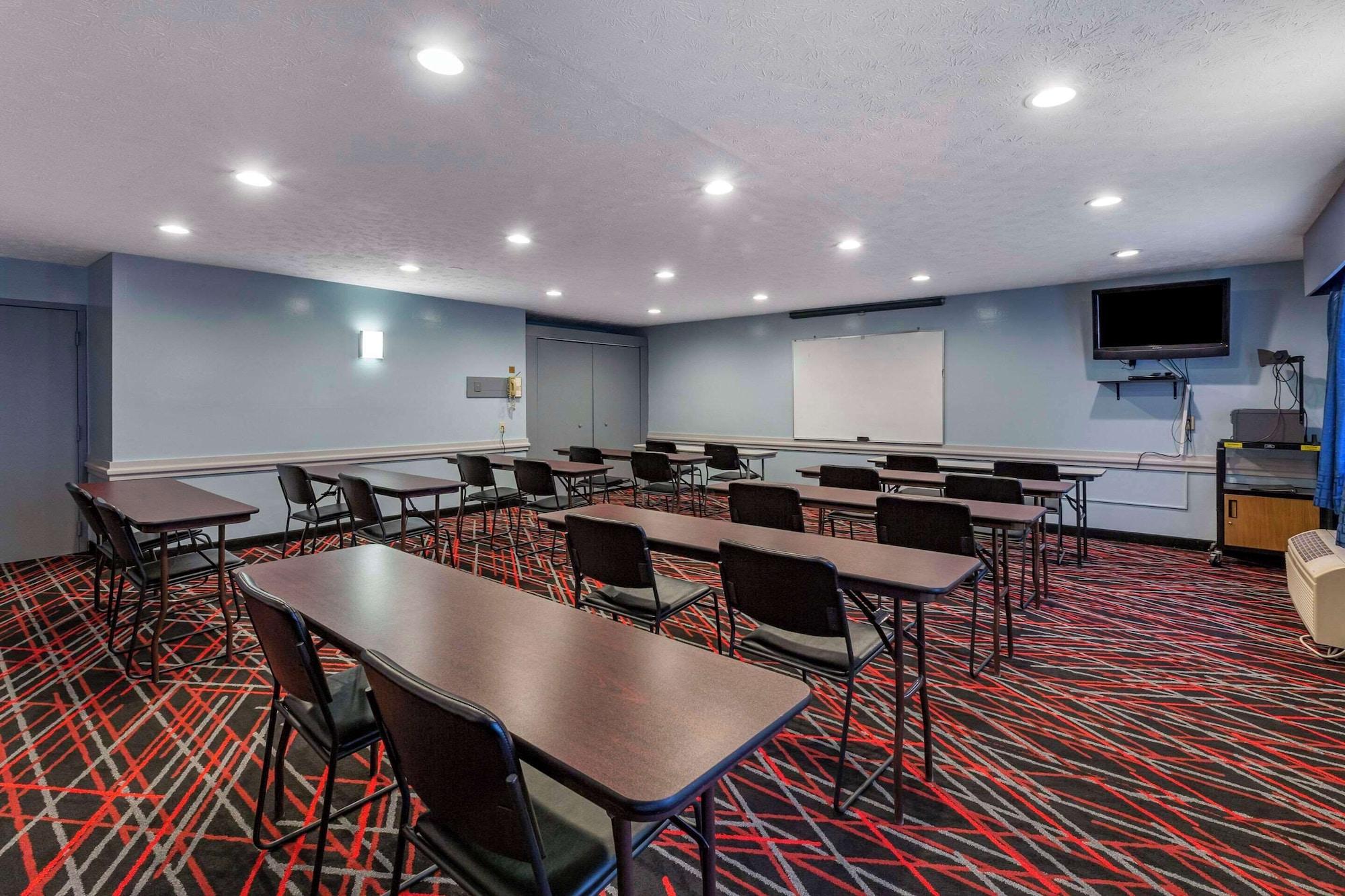 Sala de Reuniones Quality Inn Austintown - Youngstown West