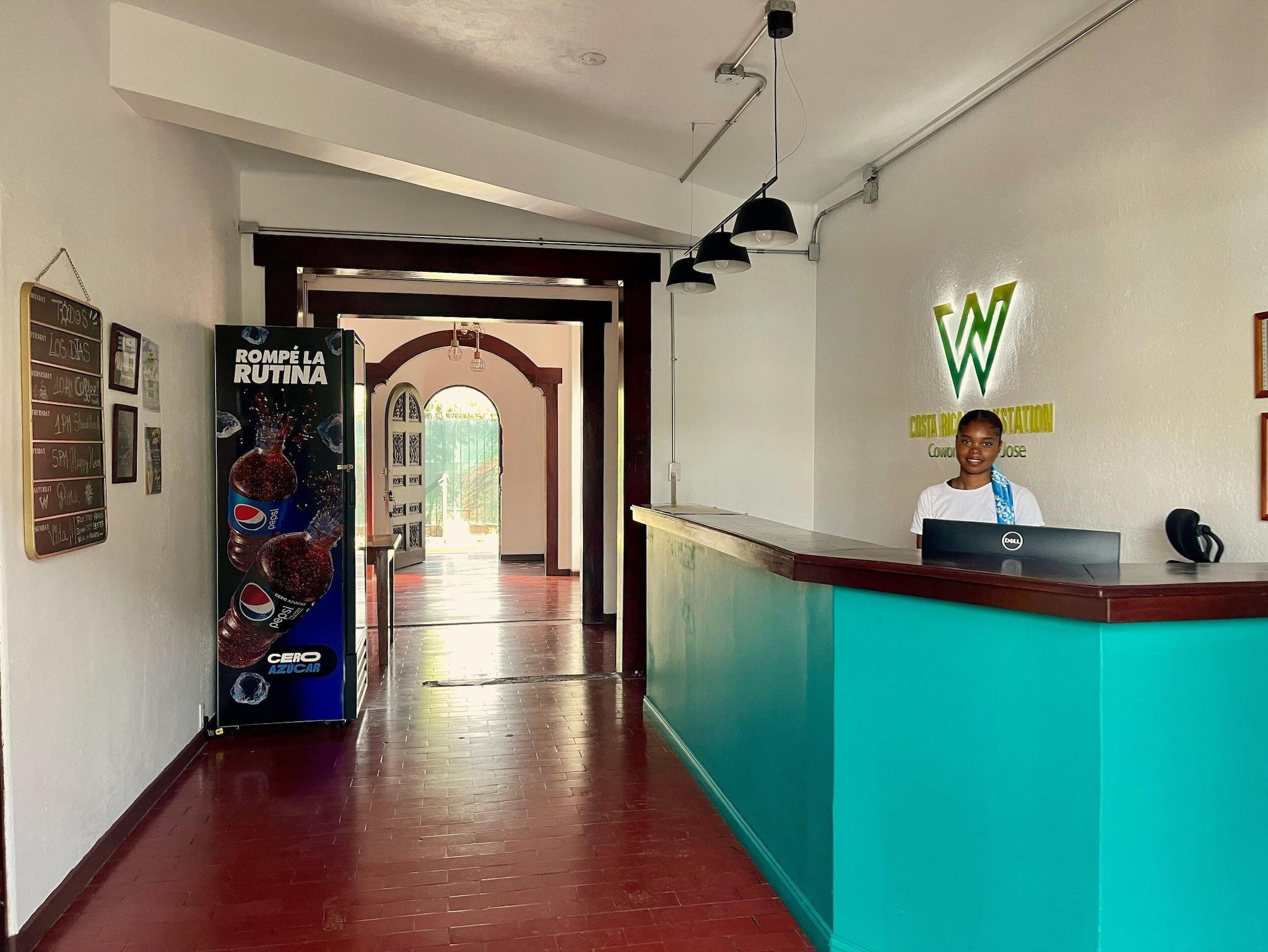 Vista Lobby Costa Rica Guesthouse