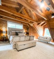 Alquiler Vacacional - Waverly Lakehouse - private cabin, lake view, close to 
Old Waverly/Mossy Oak