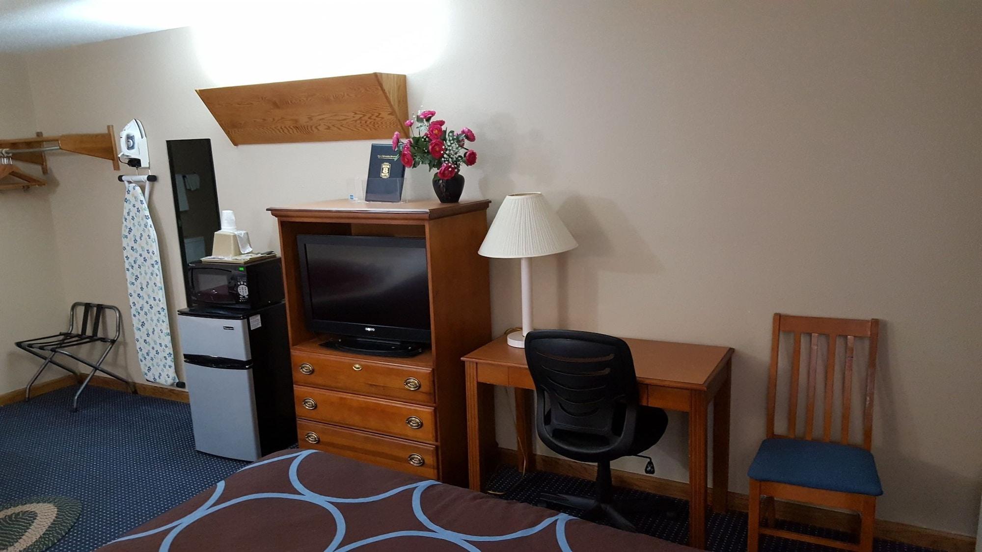 Set de Habitación Super 8 by Wyndham O'Fallon MO/St. Louis Area