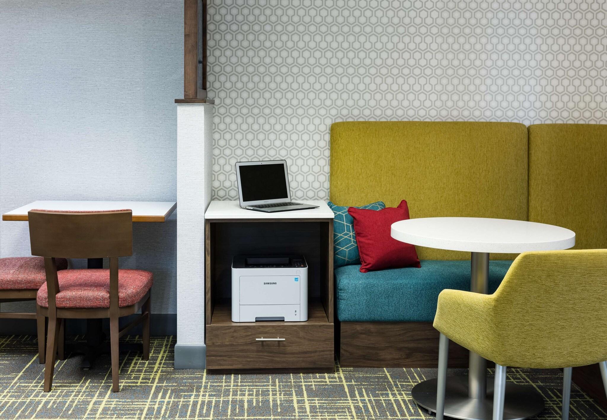 Vista Lobby Hampton Inn Bentonville/Rogers