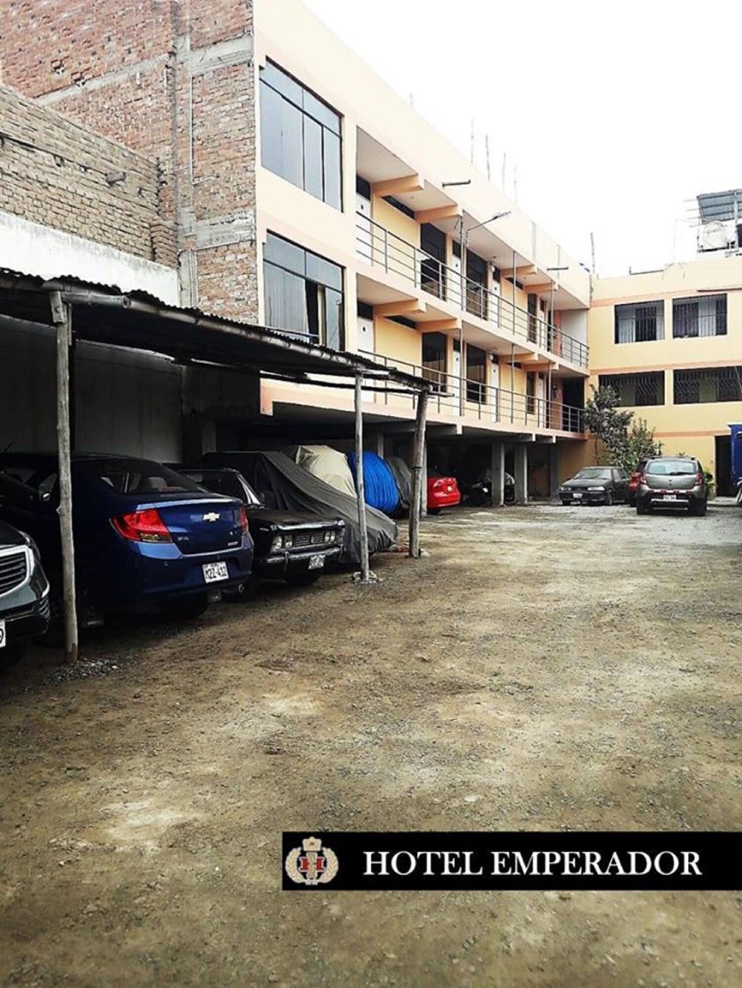 Comodidades del Alojamiento Hotel Emperador