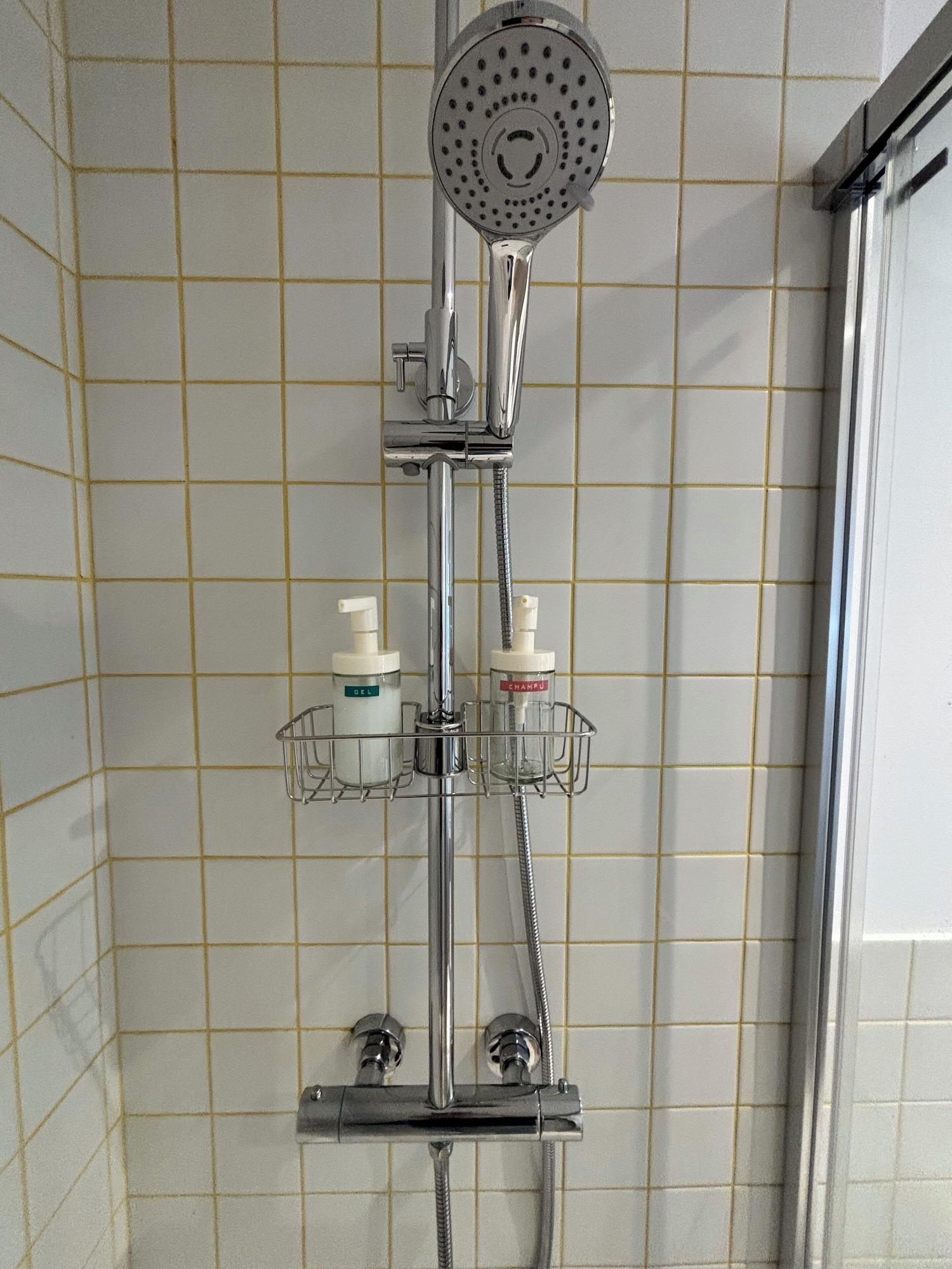 Equipamiento de Habitación El Santo Hostel