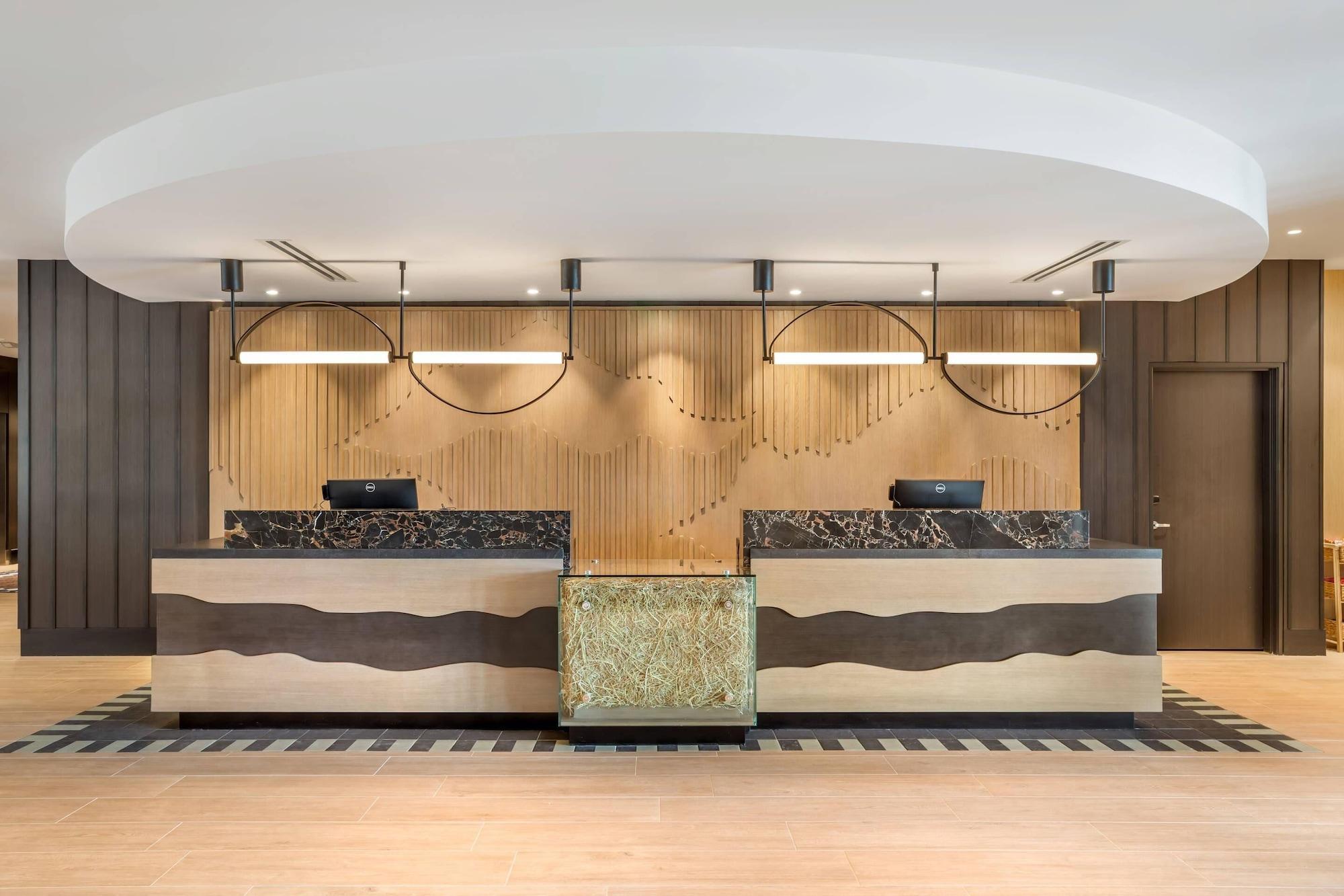 Vista Lobby Cambria Hotel Templeton - Paso Robles
