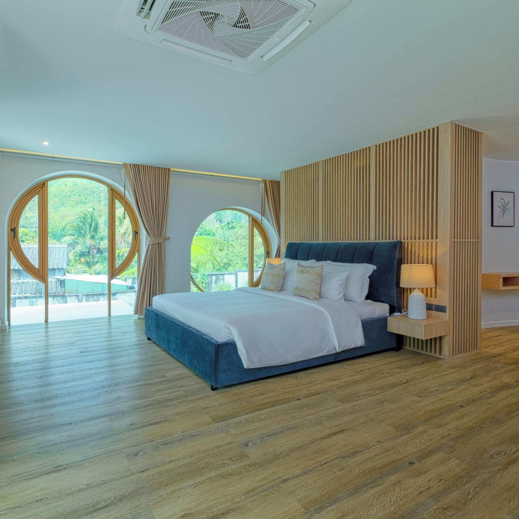 Playa A Dream Naka Island - Beachfront Retreat