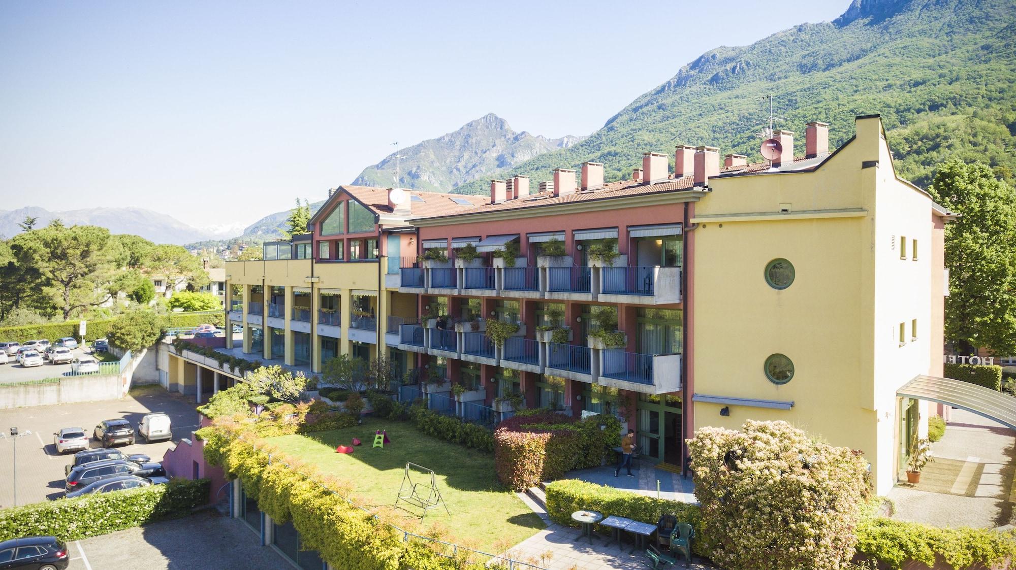 Vista Exterior Park Hotel Abbadia