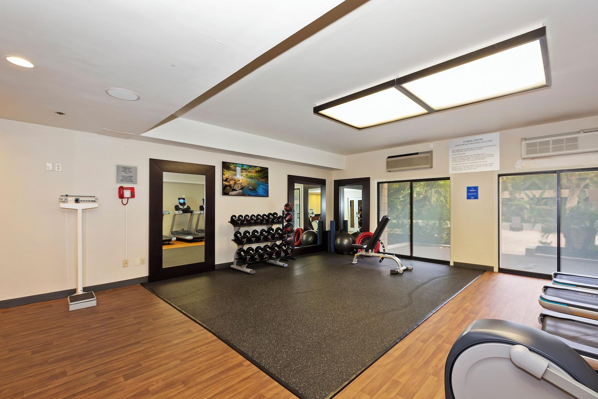 Gimnasio Doubletree by Hilton Whittier Los Angeles