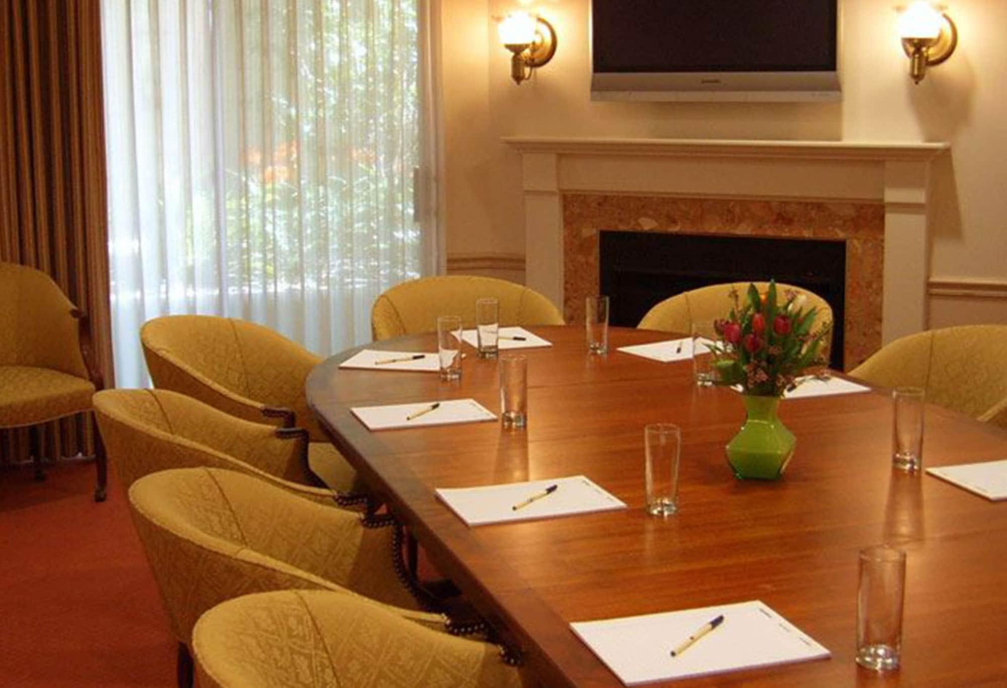 Sala de Reuniones Victorian Inn