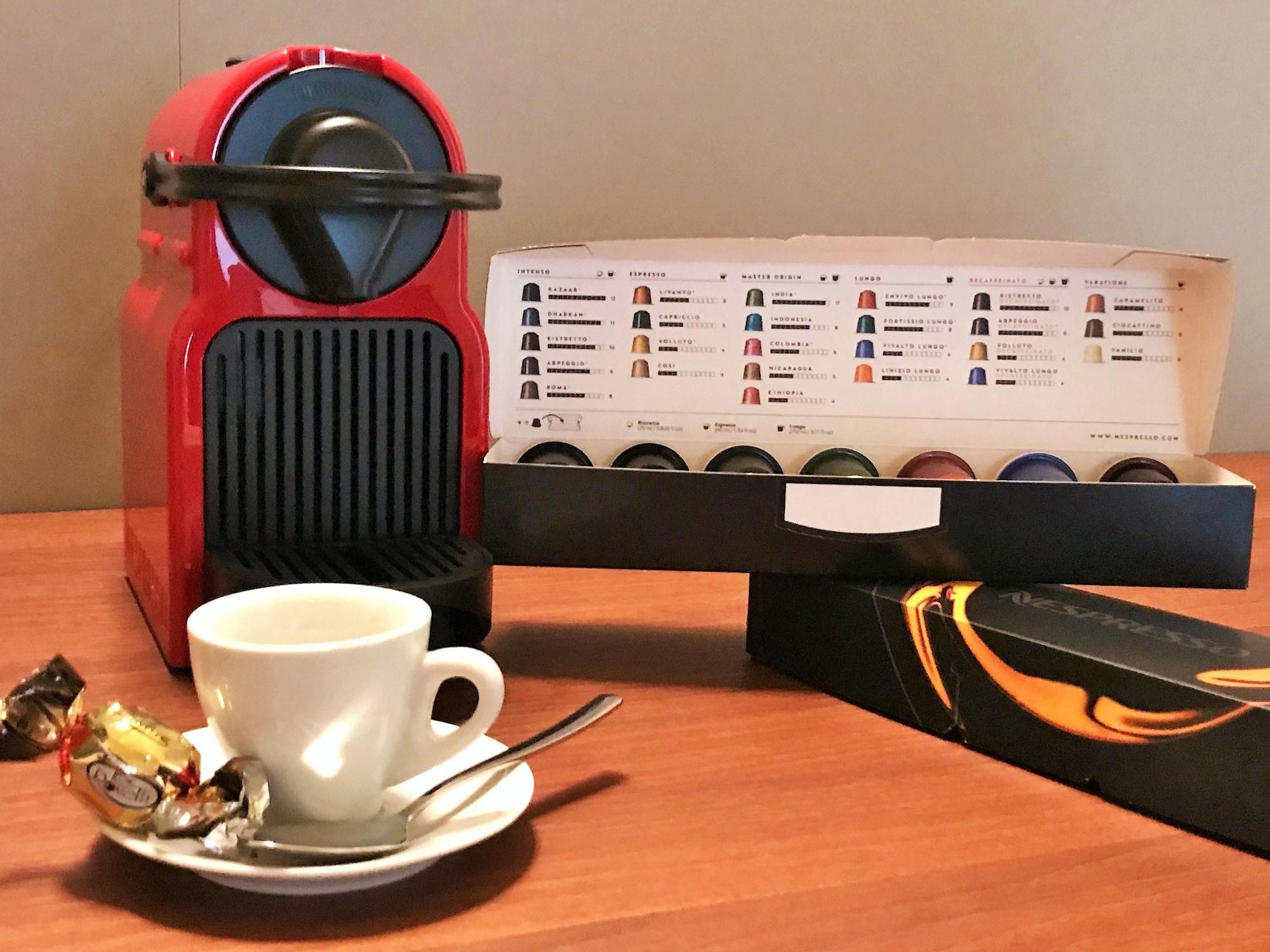 Set de Habitación Scene Suites Apartments