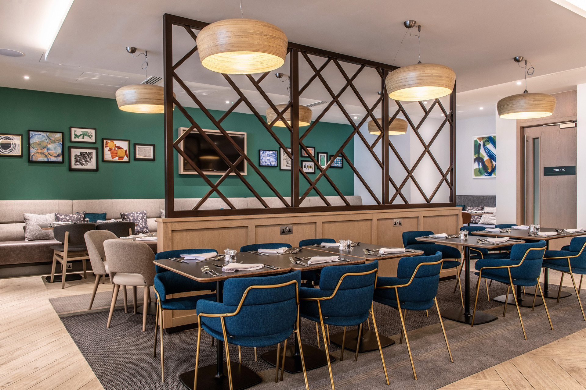 Restaurant Holiday Inn London - Shepperton by IHG