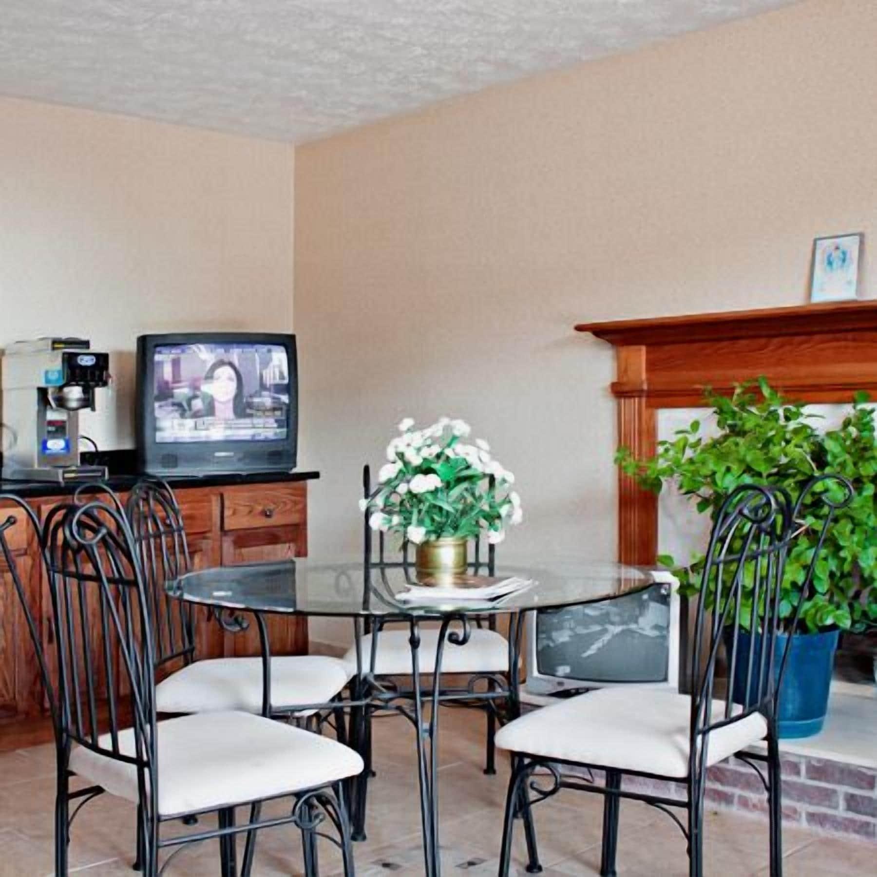 Restaurant Parkway Inn