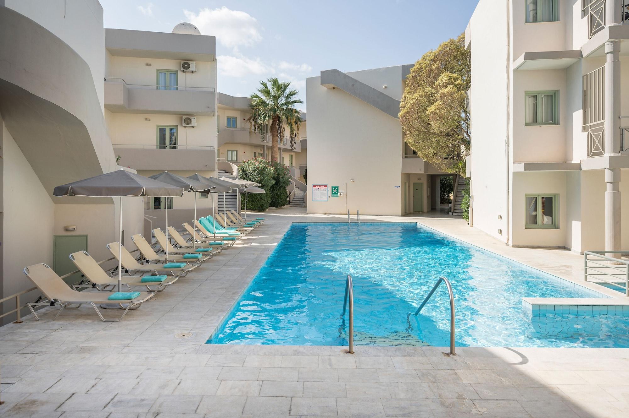 Vista Piscina Summer Beach