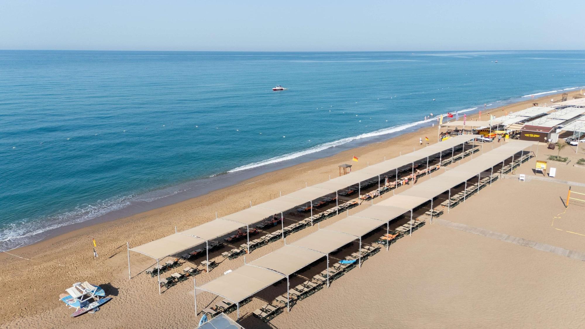 Playa Megasaray Resort Side