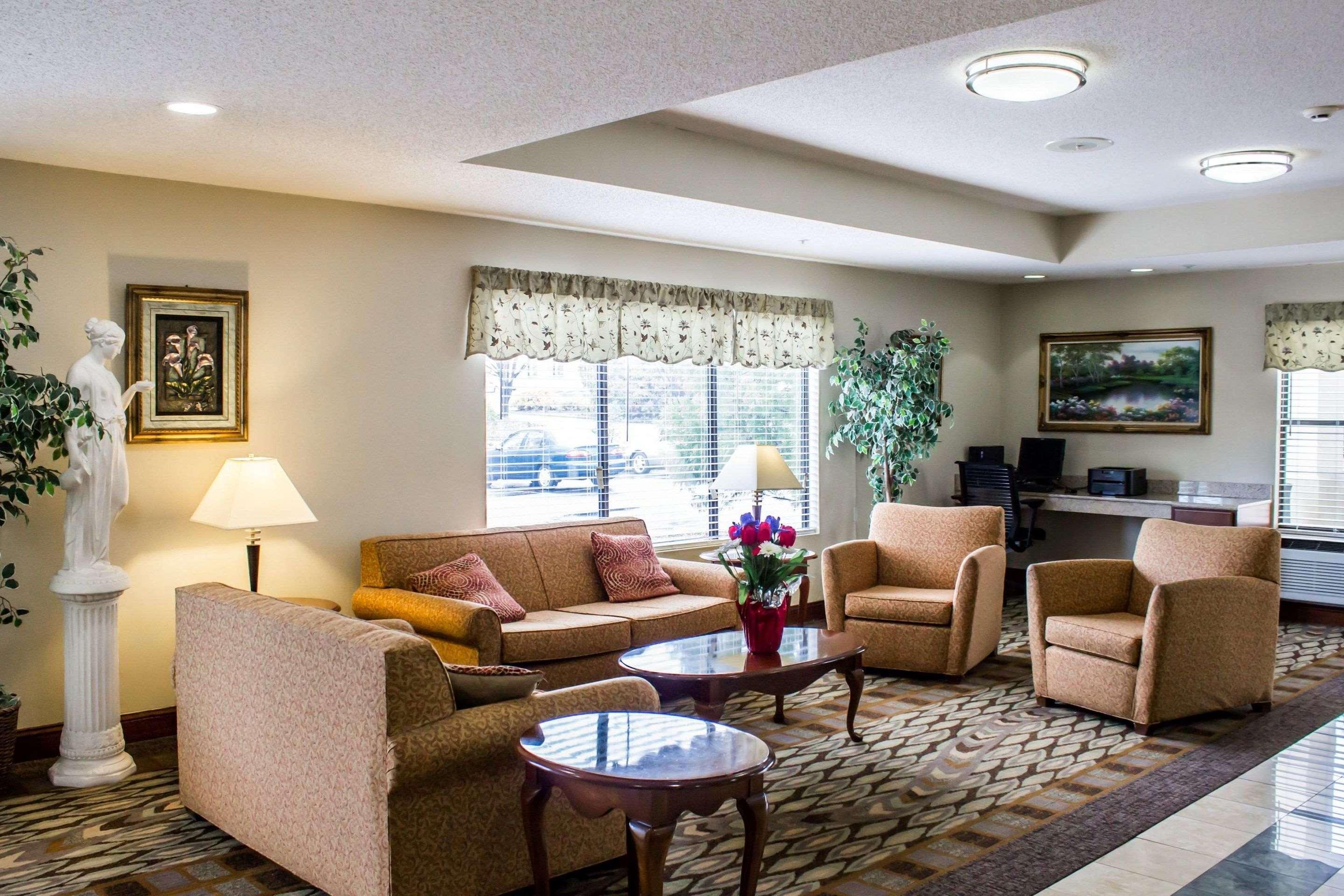 Vista Lobby Quality Inn Fuquay Varina East